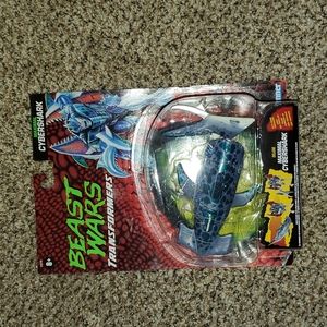 Transformers Beast Wars Maximal Cybershark New